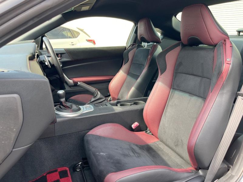 2018 Subaru BRZ DBA-ZC6 (UW-6a9cdbf64279b)[27]