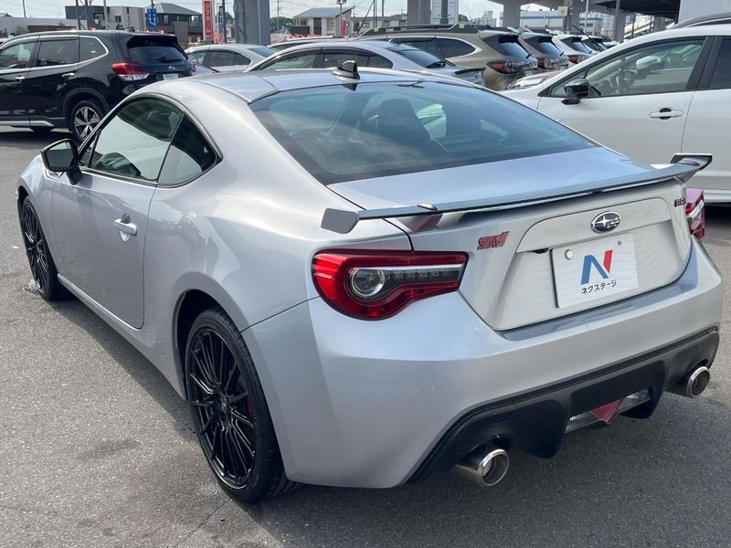 2018 Subaru BRZ DBA-ZC6 (UW-6a9cdbf64279b)[24]
