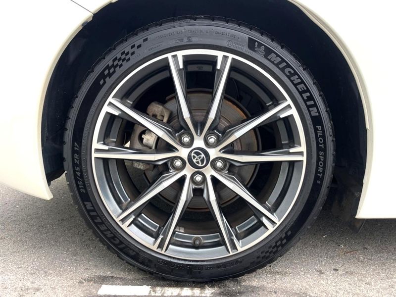 2017 Toyota 86 DBA-ZN6 (UW-6a9cdbfbda348)[9]