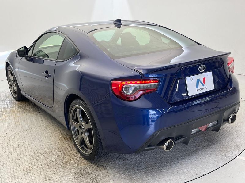 2017 Toyota 86 DBA-ZN6 (UW-6a9cdbfc369a3)[27]