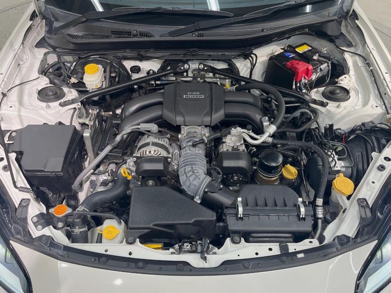 2023 Toyota GR86 3BA-ZN8 (UW-6a9cdbff02d44)[14]