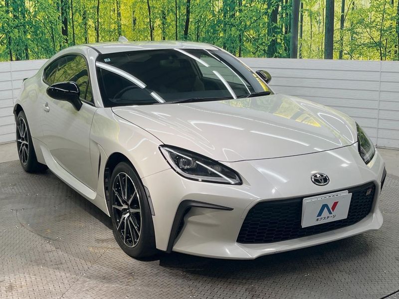 2023 Toyota GR86 3BA-ZN8 (UW-6a9cdbff02d44)[7]