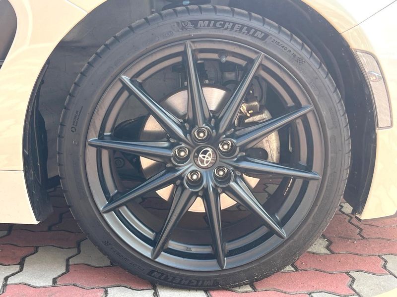2024 Toyota GR86 3BA-ZN8 (UW-6a9cdbff35c24)[15]