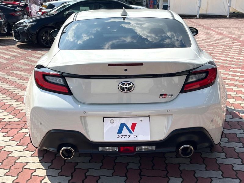 2024 Toyota GR86 3BA-ZN8 (UW-6a9cdbff35c24)[8]