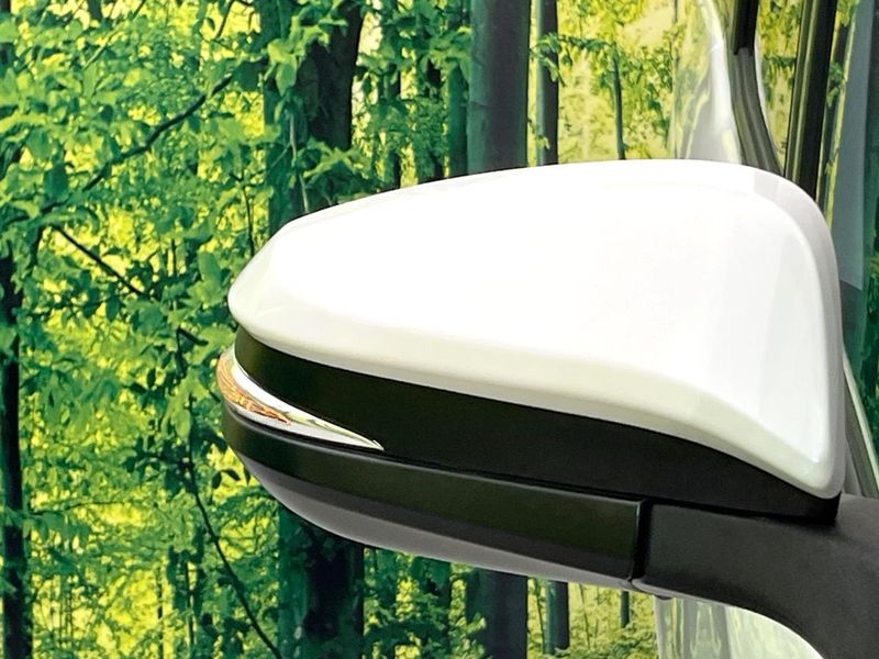 2018 Toyota Esquire DBA-ZRR85G (UW-6a9cdc11305b6)[5]