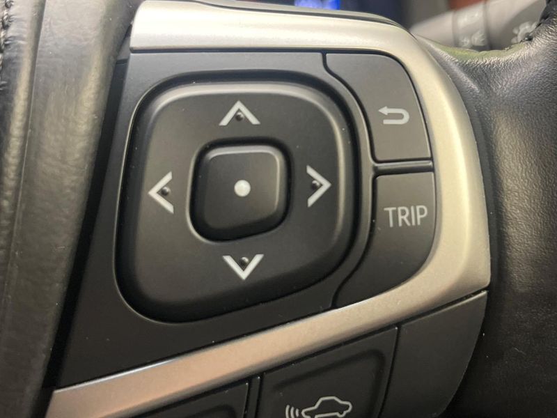 2019 Toyota Harrier DBA-ZSU60W (UW-6a9cdc1907c8d)[26]