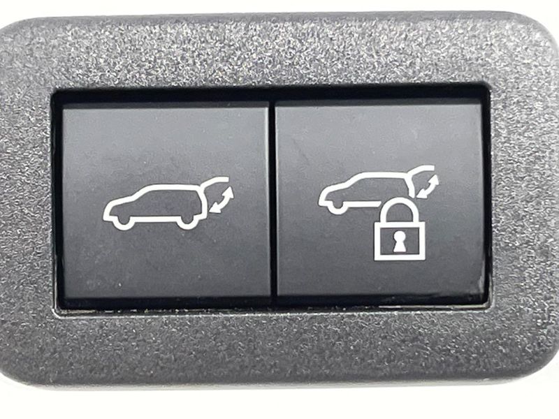 2024 Toyota Corolla Cross 6AA-ZVG13 (UW-6a9cdc1badb6e)[13]