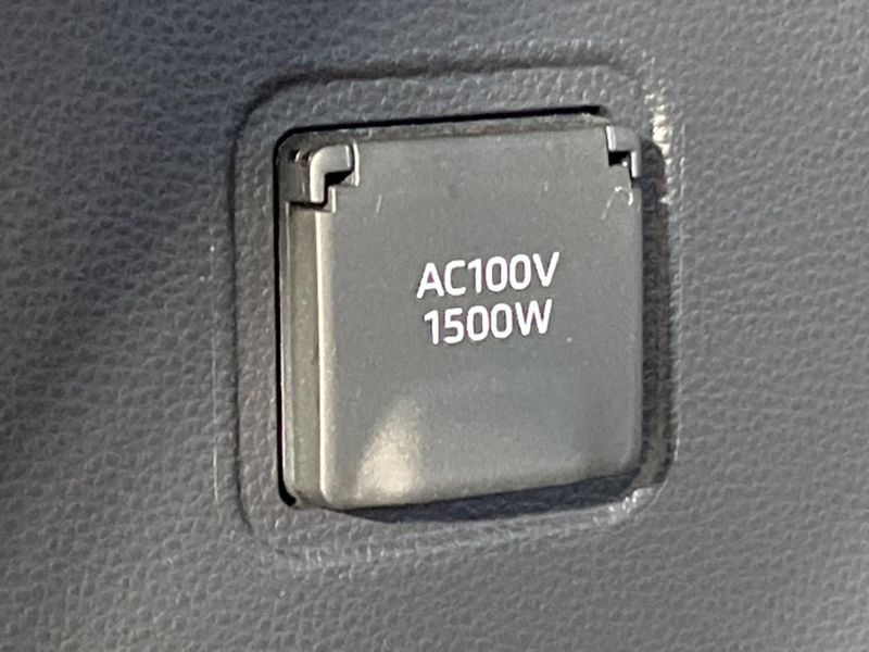 2024 Toyota Corolla Cross 6AA-ZVG13 (UW-6a9cdc1badb6e)[18]