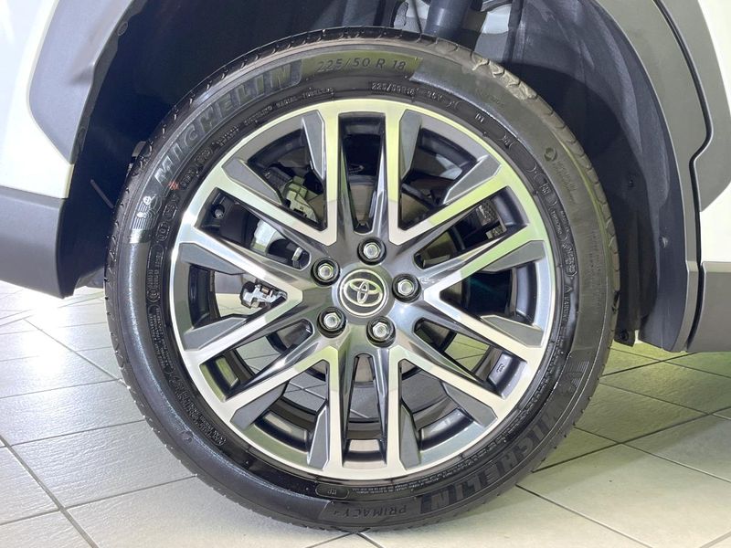 2025 Toyota Corolla Cross 6AA-ZVG13 (UW-6a9cdc21ec8db)[11]