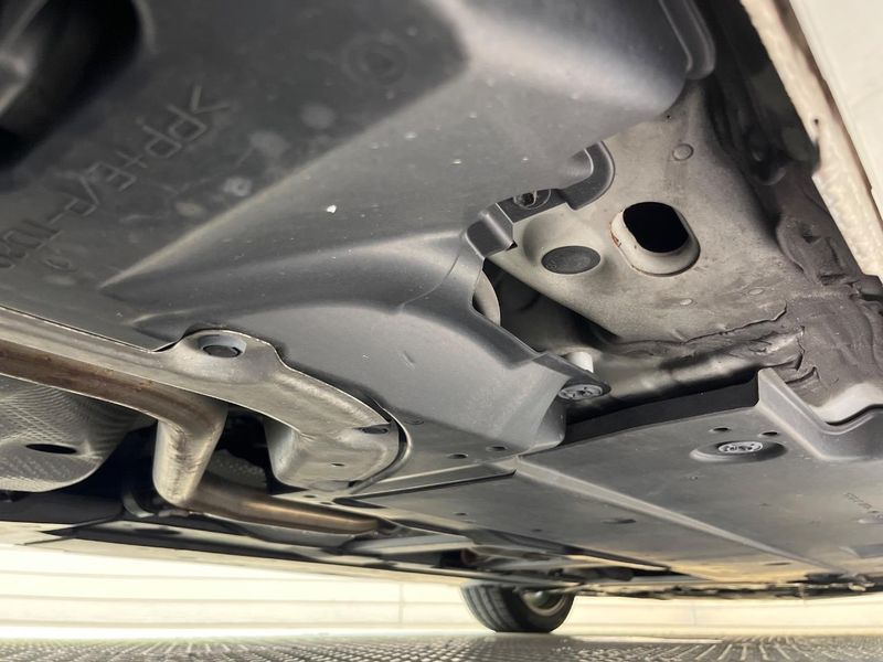 2016 Toyota Prius DAA-ZVW50 (UW-6a9cdc2d3d68c)[24]