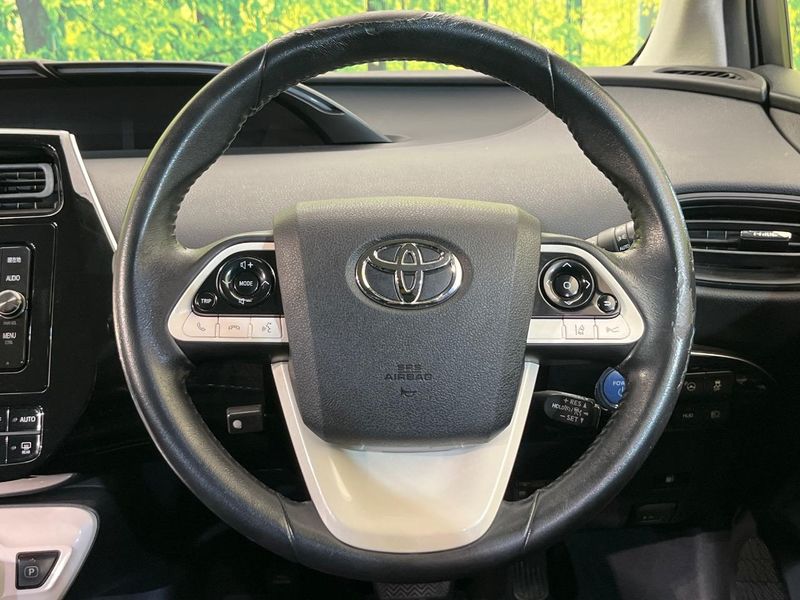 2017 Toyota Prius DAA-ZVW50 (UW-6a9cdc2e3465d)[17]