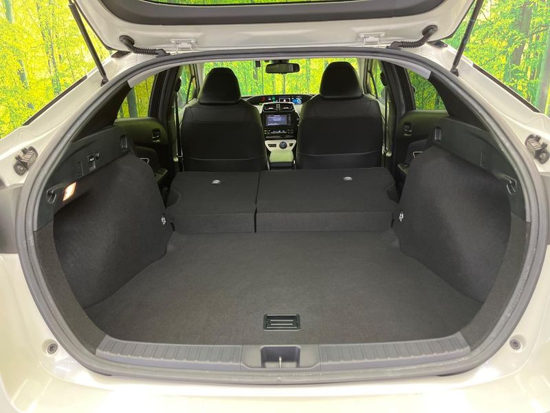 2017 Toyota Prius DAA-ZVW51 (UW-6a9cdc39b4410)[27]