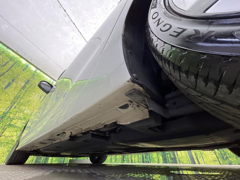 2017 Toyota Prius DAA-ZVW51 (UW-6a9cdc39b4410)[24]