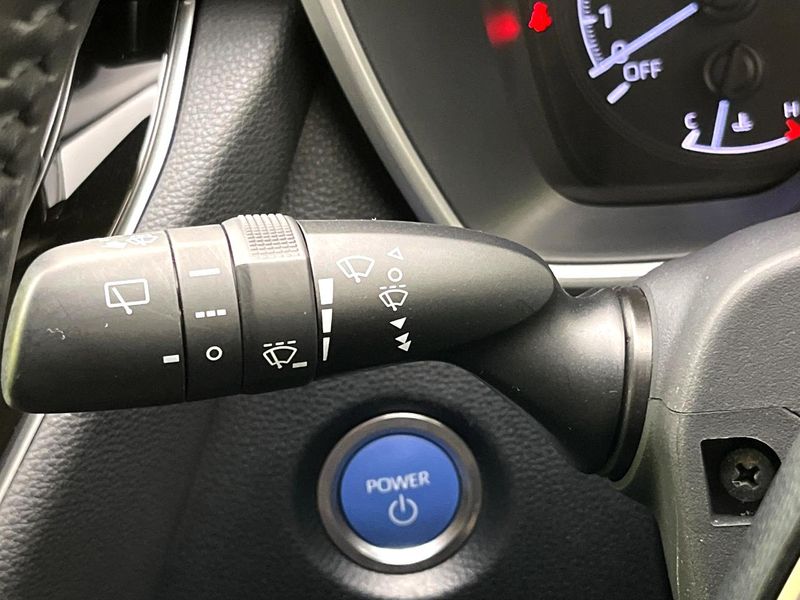2019 Toyota Corolla Touring 6AA-ZWE211W (UW-6a9cdc409bc65)[16]