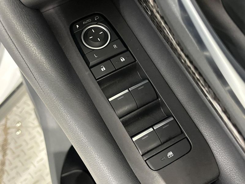 2026 Toyota Alphard Hybrid 6AA-AAHH40W (UW-6a9e29856943f)[24]