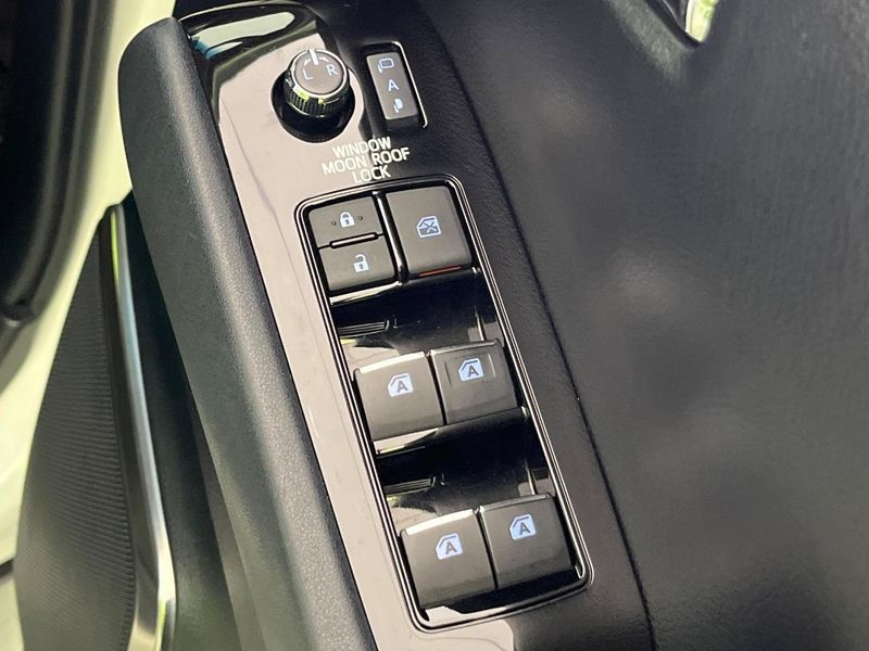 2019 Toyota Vellfire DBA-AGH30W (UW-6a9e299b211c9)[22]