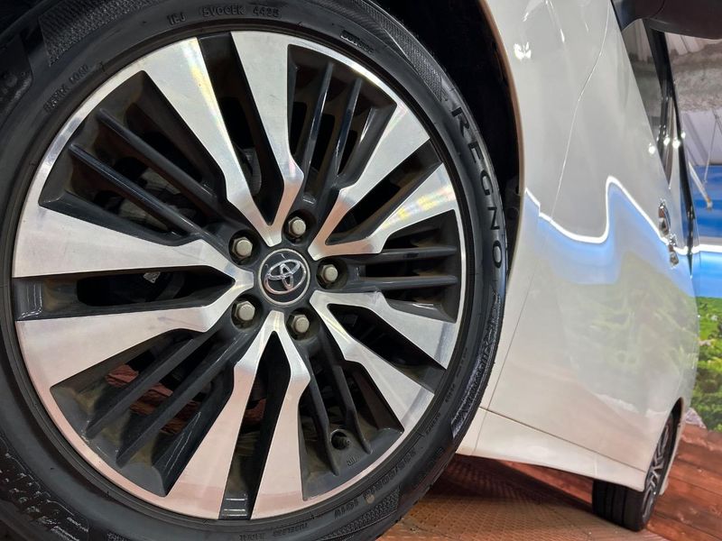2018 Toyota Vellfire DBA-AGH30W (UW-6a9e299c4366f)[8]
