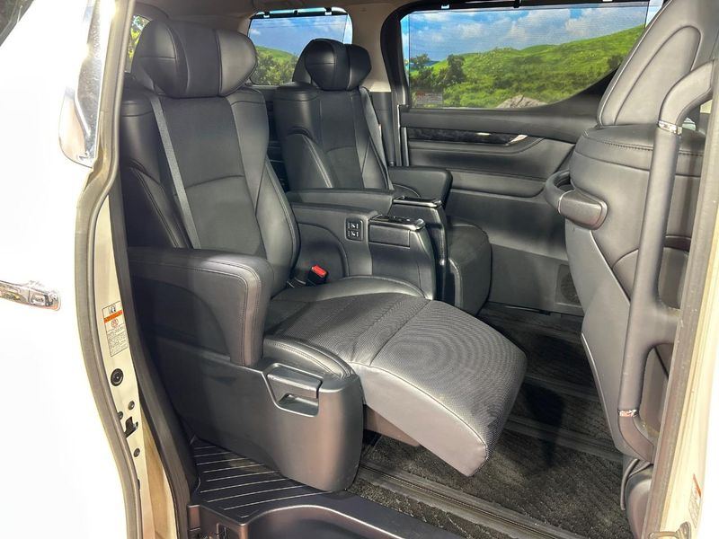2018 Toyota Vellfire DBA-AGH30W (UW-6a9e299c4366f)[21]