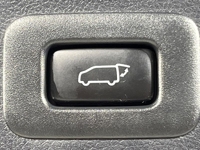 2019 Toyota Vellfire DBA-AGH30W (UW-6a9e29a01c3a8)[13]