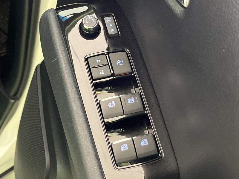 2021 Toyota Vellfire 3BA-AGH30W (UW-6a9e29a588b2f)[22]