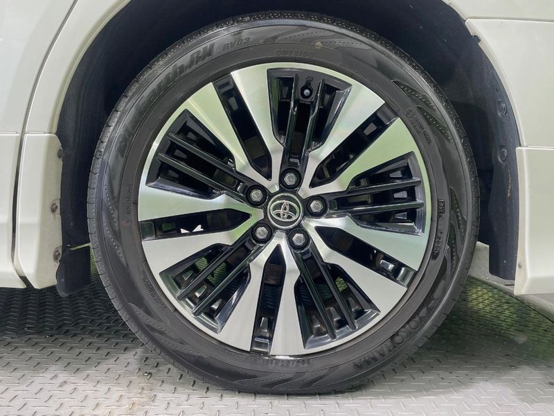 2020 Toyota Alphard 3BA-AGH30W (UW-6a9e29ad19124)[8]