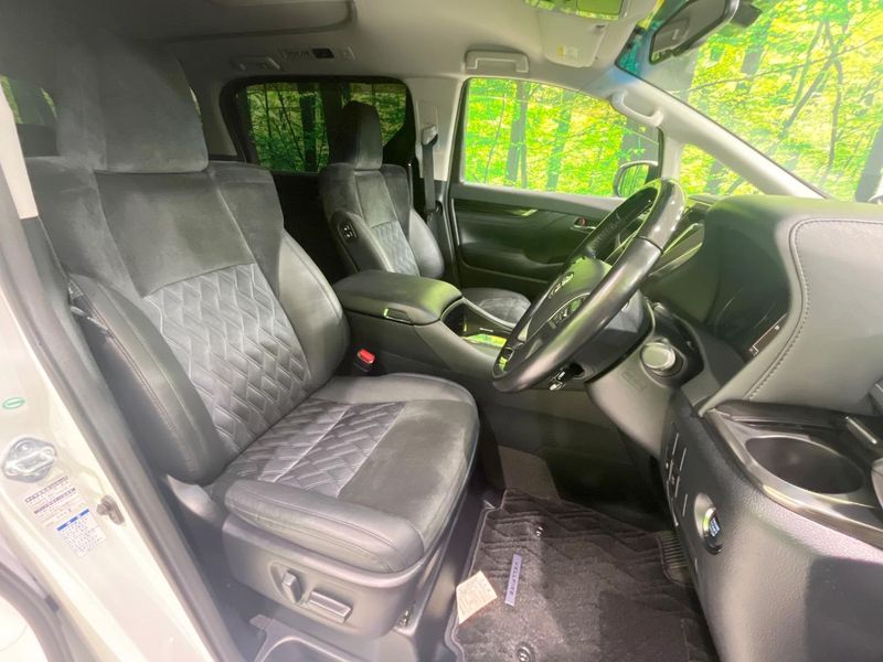 2017 Toyota Vellfire DBA-AGH35W (UW-6a9e29b0df2f4)[18]