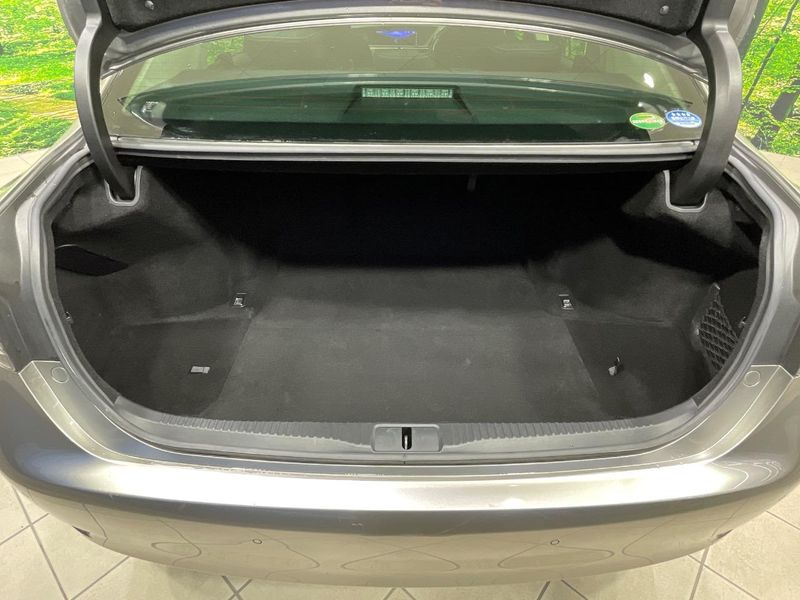 2015 Lexus GS DAA-AWL10 (UW-6a9e29c4e0fa6)[17]