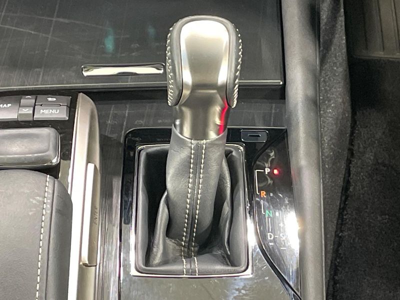 2015 Lexus GS DAA-AWL10 (UW-6a9e29c4e0fa6)[23]