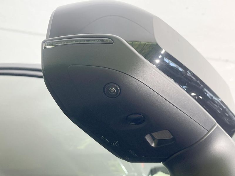 2026 Toyota RAV4 6AA-AXAN64 (UW-6a9e29cfc04f3)[17]