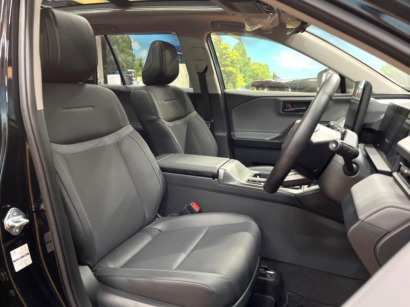 2026 Toyota RAV4 6AA-AXAN64 (UW-6a9e29d023ece)[16]