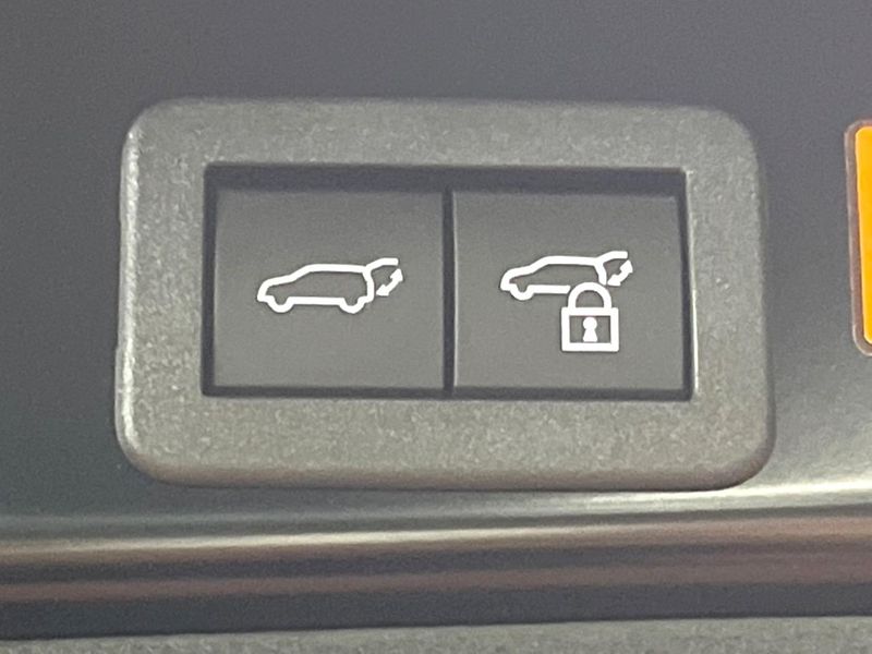 2026 Toyota RAV4 6AA-AXAN64 (UW-6a9e29d023ece)[14]