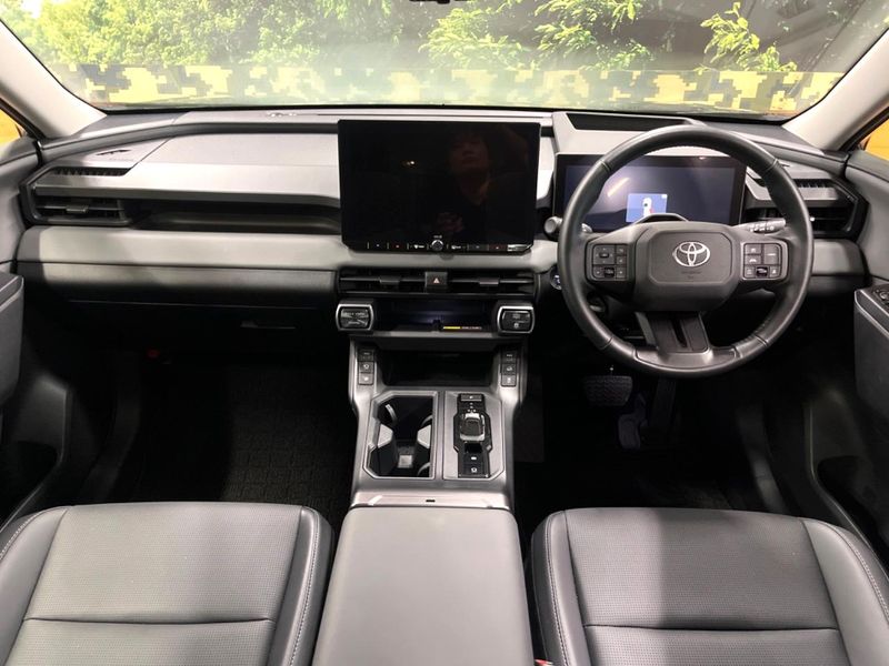 2026 Toyota RAV4 6AA-AXAN64 (UW-6a9e29d023ece)[23]