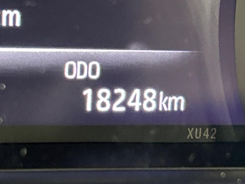 2021 Toyota Harrier Hybrid 6AA-AXUH80 (UW-6a9e29d442f79)[2]