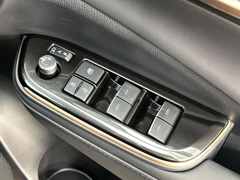 2024 Toyota Crown Sports 6AA-AZSH36W (UW-6a9e29f13e98f)[14]