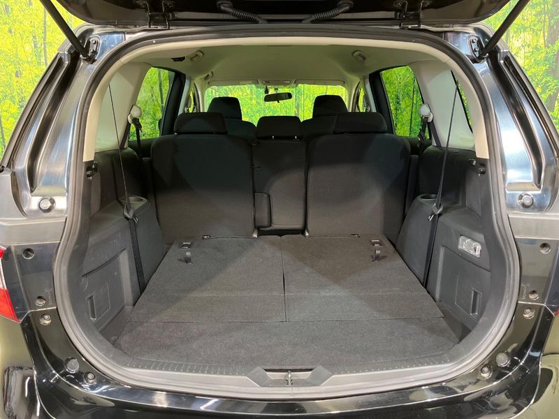 2010 Mazda Premacy DBA-CWEFW (UW-6a9e2a38b09e5)[21]
