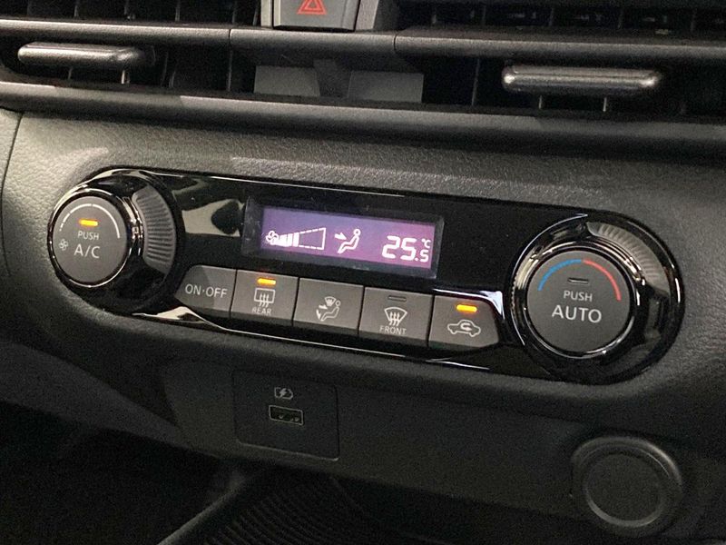 2021 Nissan Note 6AA-E13 (UW-6a9e2a57ddce8)[29]