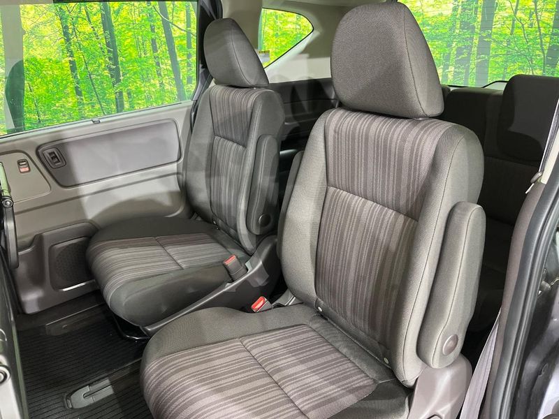 2017 Honda Freed hybrid DAA-GB7 (UW-6a9e2a6850a56)[24]