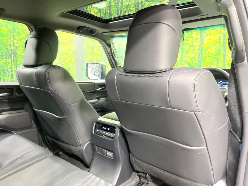 2025 Toyota Land Cruiser 250 3DA-GDJ250W (UW-6a9e2a72b3abc)[27]
