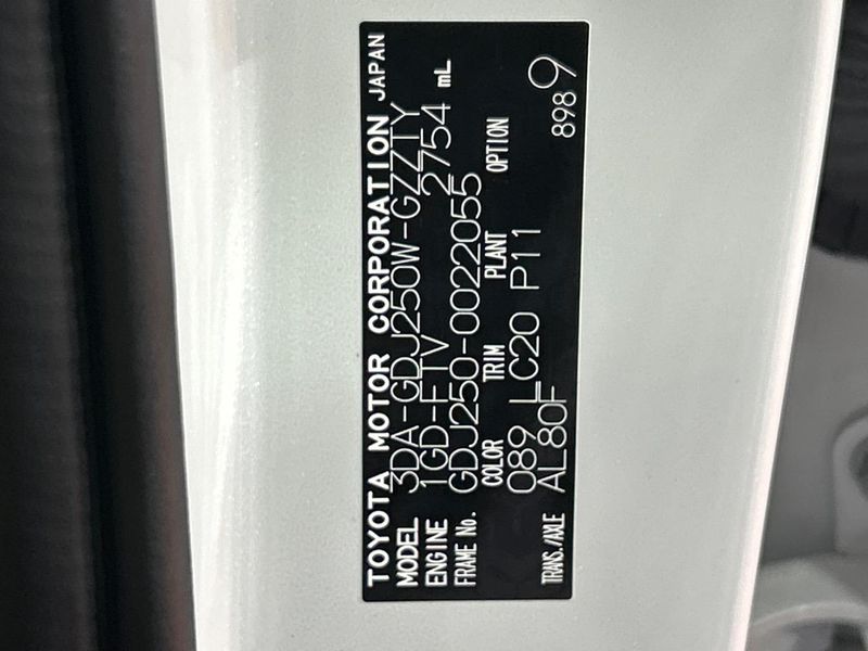 2025 Toyota Land Cruiser 250 3DA-GDJ250W (UW-6a9e2a72df9d0)[1]