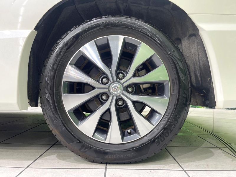 2017 Nissan Serena DAA-GFC27 (UW-6a9e2a79b3479)[5]
