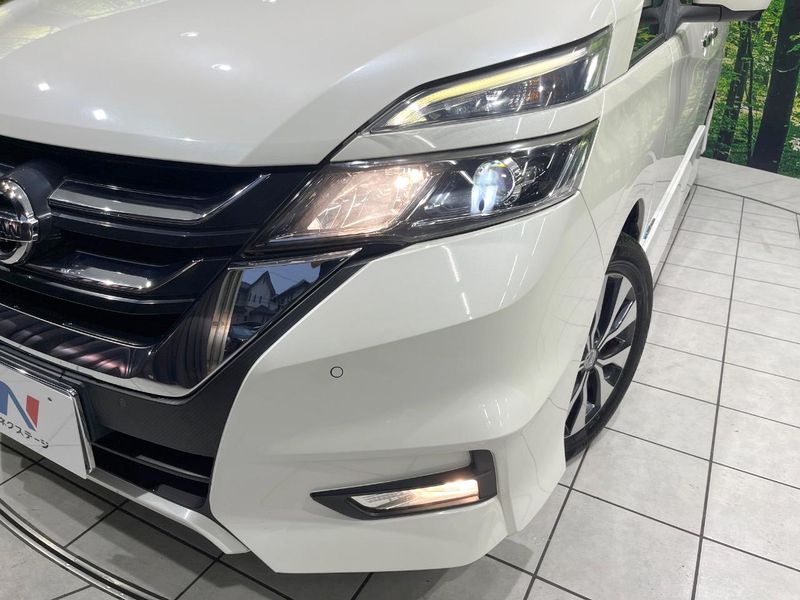 2017 Nissan Serena DAA-GFC27 (UW-6a9e2a79b3479)[10]