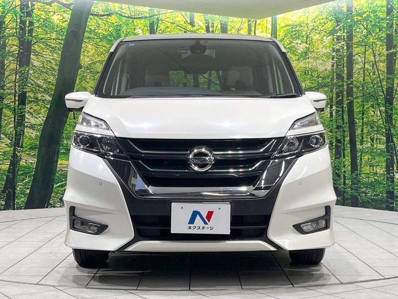 2017 Nissan Serena DAA-GFC27 (UW-6a9e2a79b3479)[22]