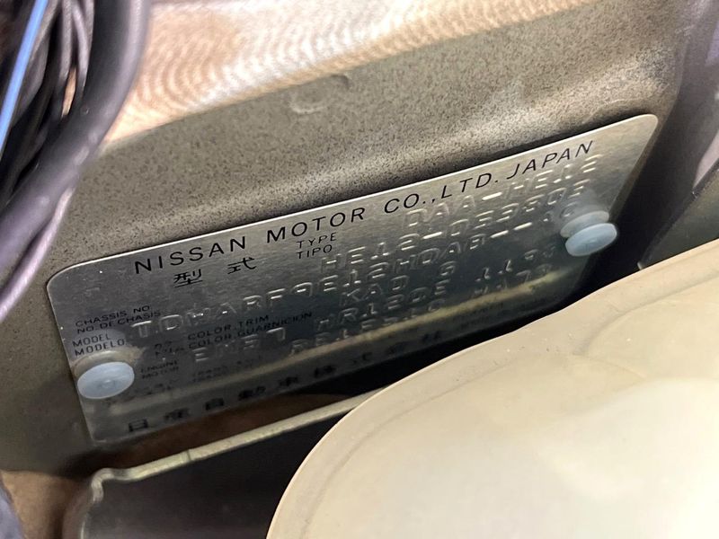 2017 Nissan Note DAA-HE12 (UW-6a9e2ab6b3a3b)[1]