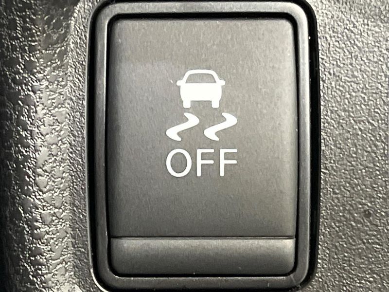 2017 Nissan Note DAA-HE12 (UW-6a9e2ab8af596)[29]