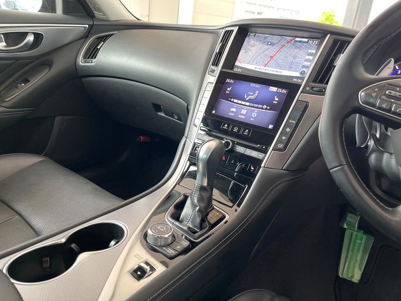 2014 Nissan Skyline DAA-HV37 (UW-6a9e2ad86c09d)[24]
