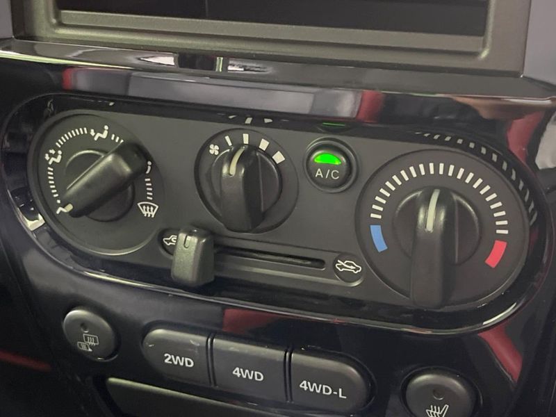 2012 Suzuki Jimny ABA-JB23W (UW-6a9e2ad983c12)[24]