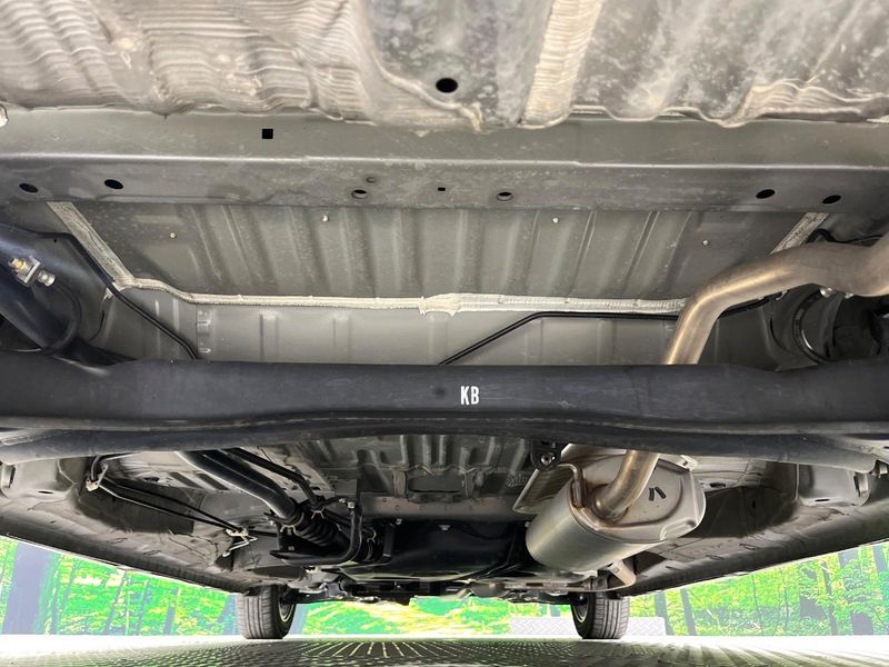 2022 Honda N-BOX CUSTOM 6BA-JF3 (UW-6a9e2b19e7c46)[21]