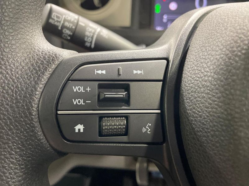 2023 Honda N-BOX 6BA-JF5 (UW-6a9e2b229e24c)[28]