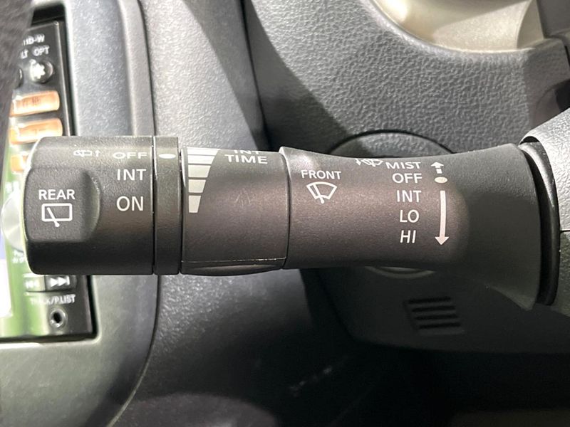 2011 Nissan March DBA-K13 (UW-6a9e2b4961349)[14]