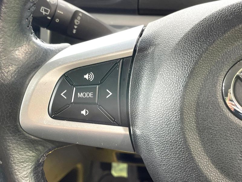 2019 Daihatsu Tanto DBA-LA600S (UW-6a9e2b8c54f78)[23]